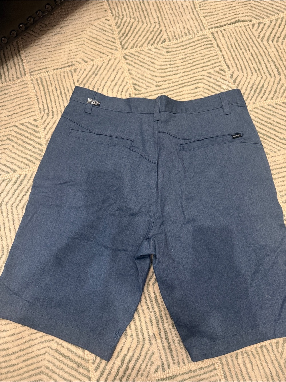 Volcom Men's Navy Flat-Front Shorts - Picture 3 of 3